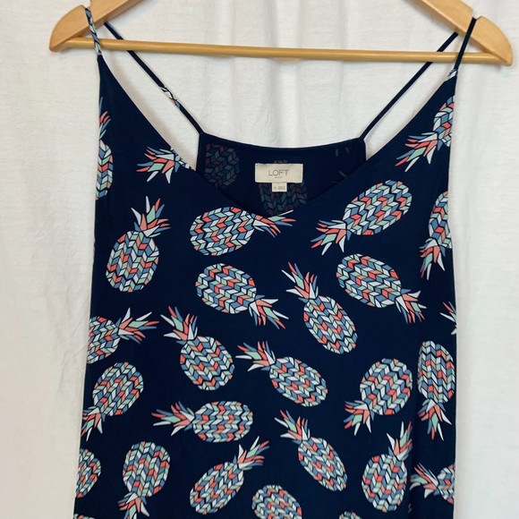 Ann Taylor LOFT Women's Pineapple Print Spaghetti Strap Tank Top Blue Size XL - Picture 2 of 6